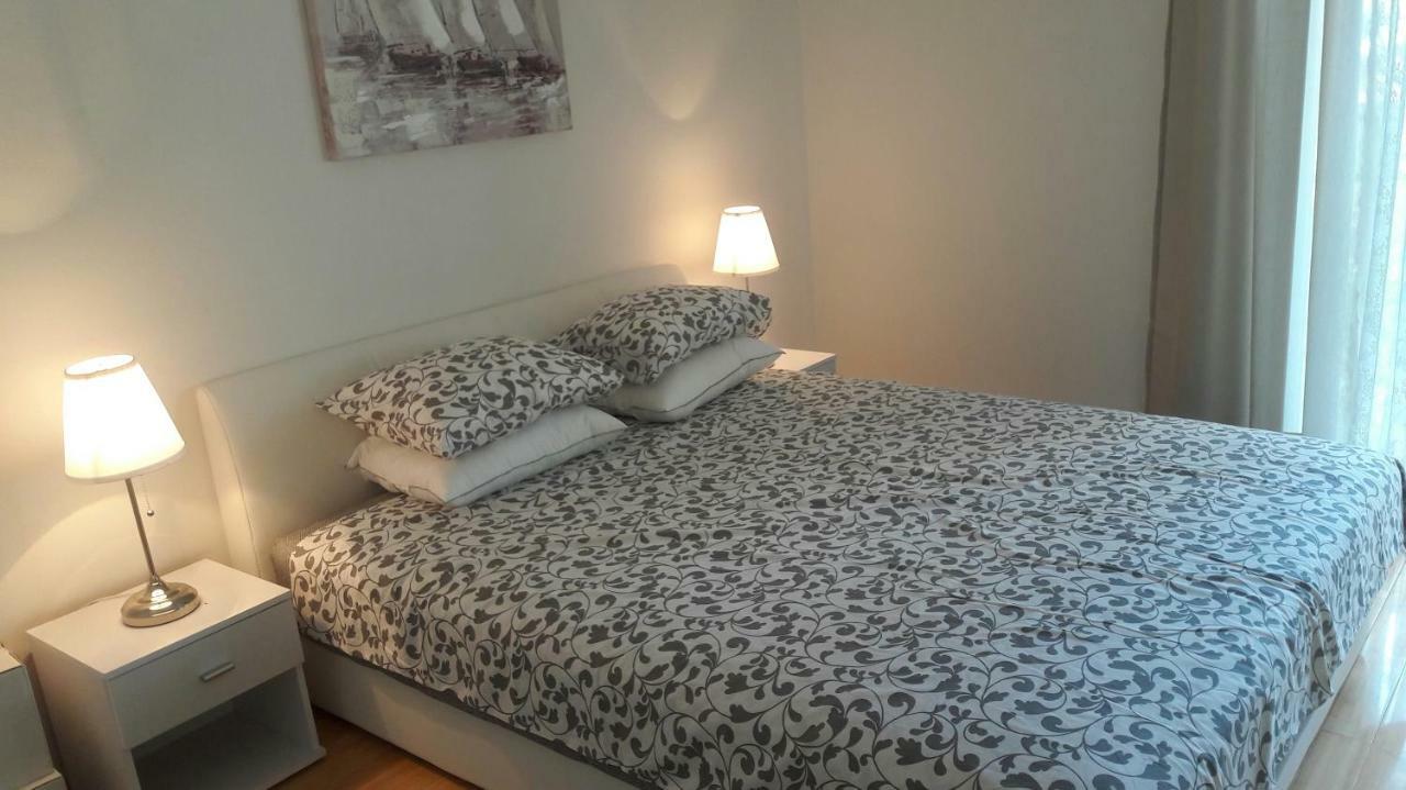 Apartmani Vitturi Kaštela Εξωτερικό φωτογραφία