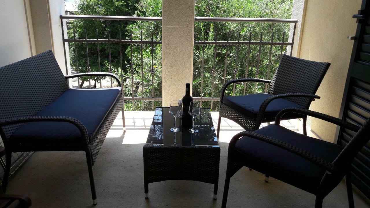 Apartmani Vitturi Kaštela Εξωτερικό φωτογραφία